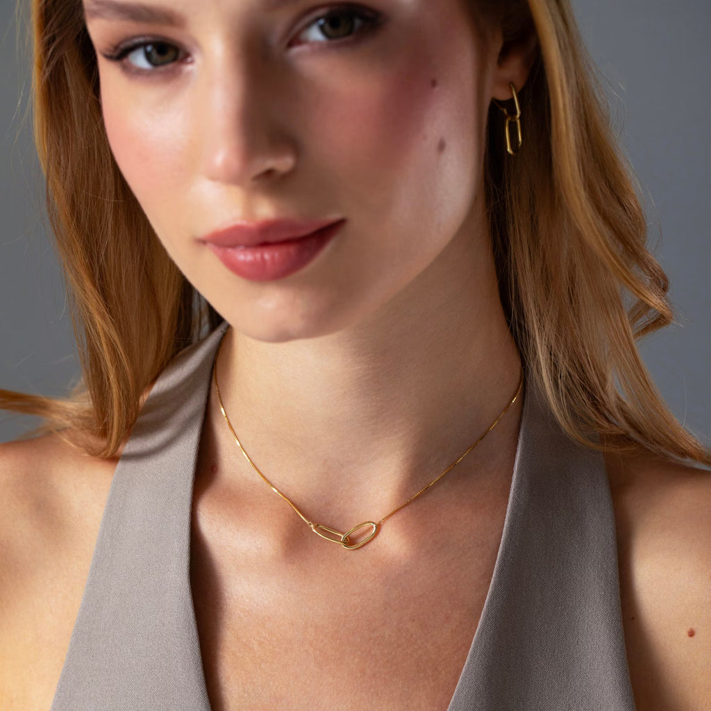 Linked Pendant Necklace