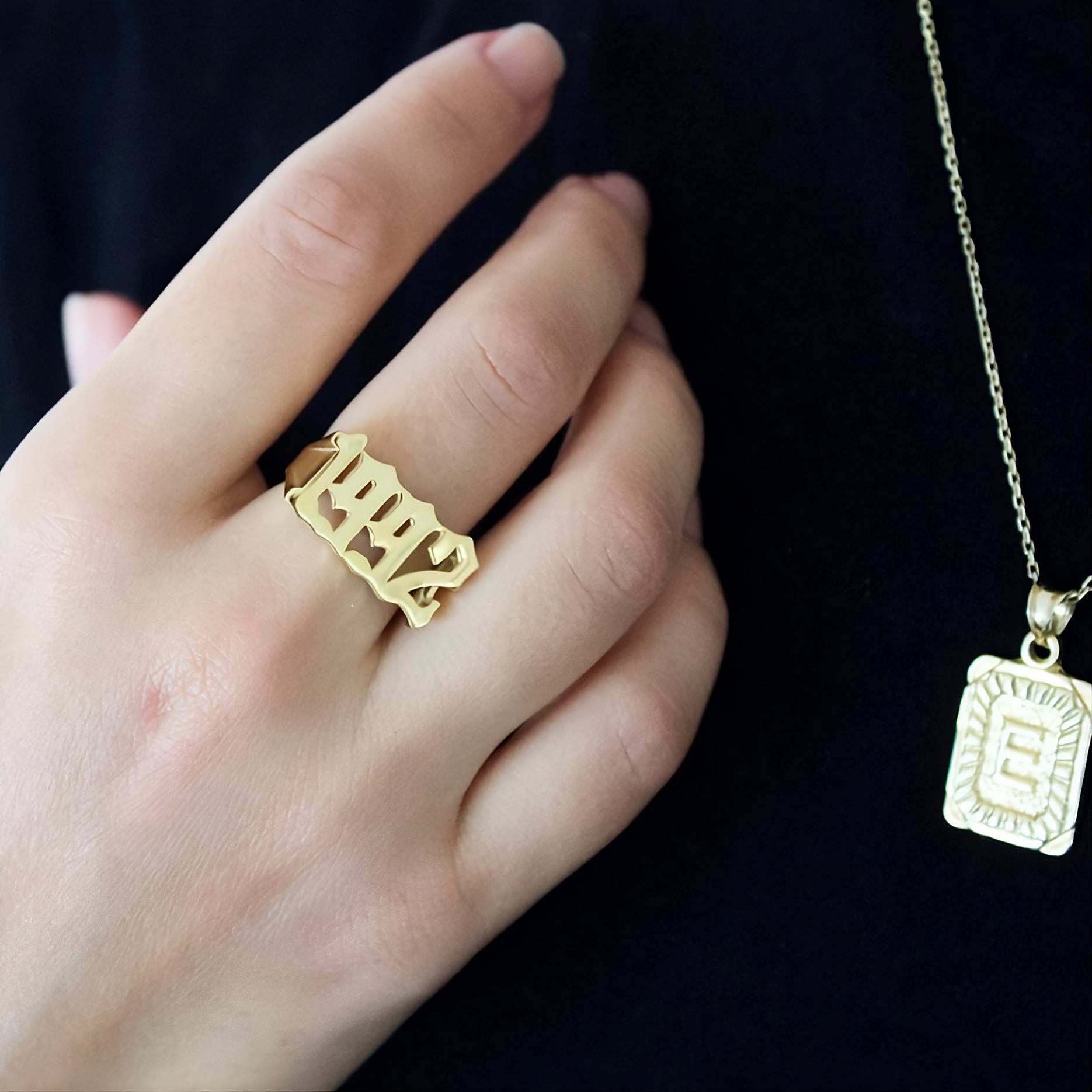 Date Ring