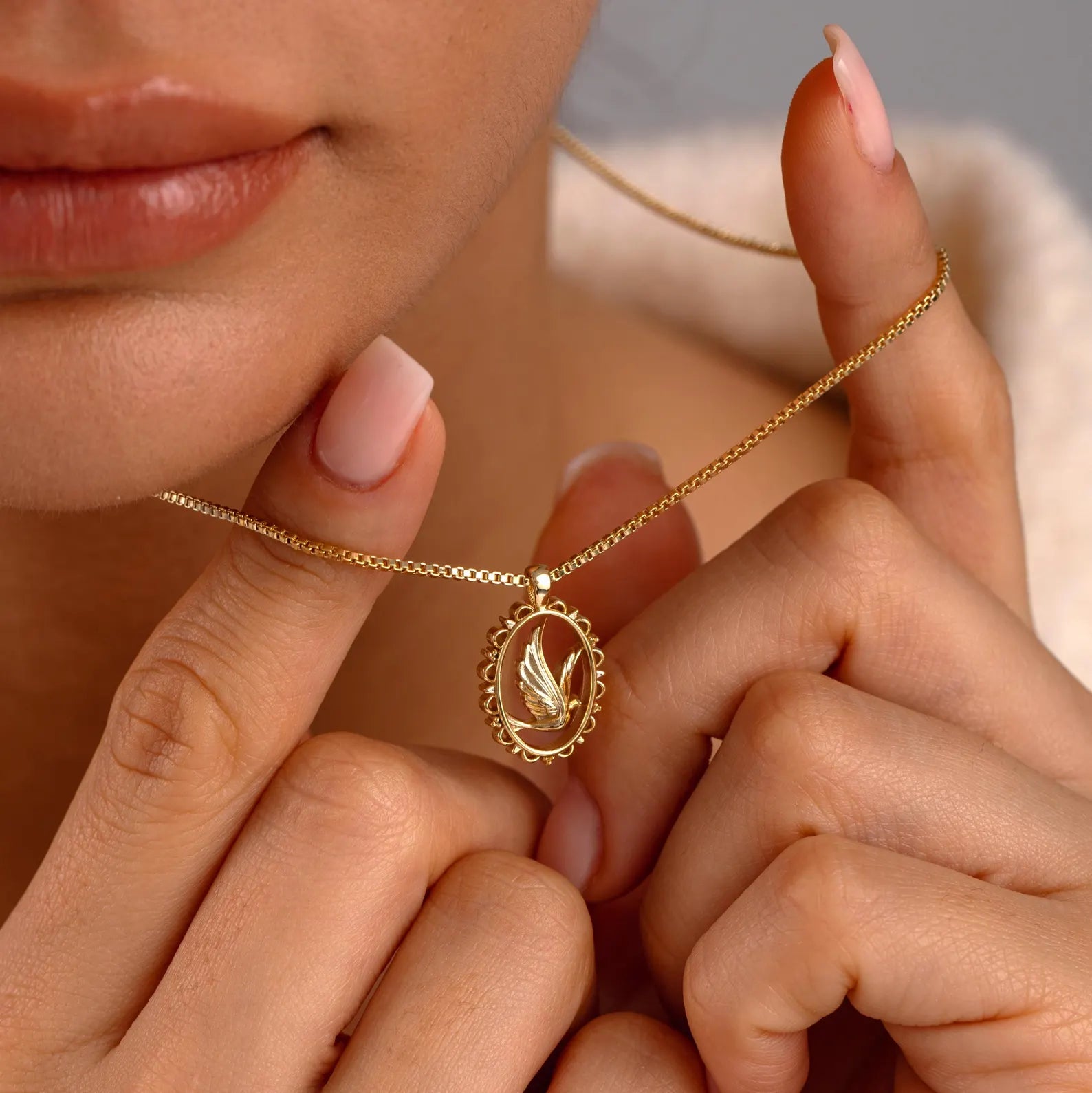Dove Oval Frame Necklace