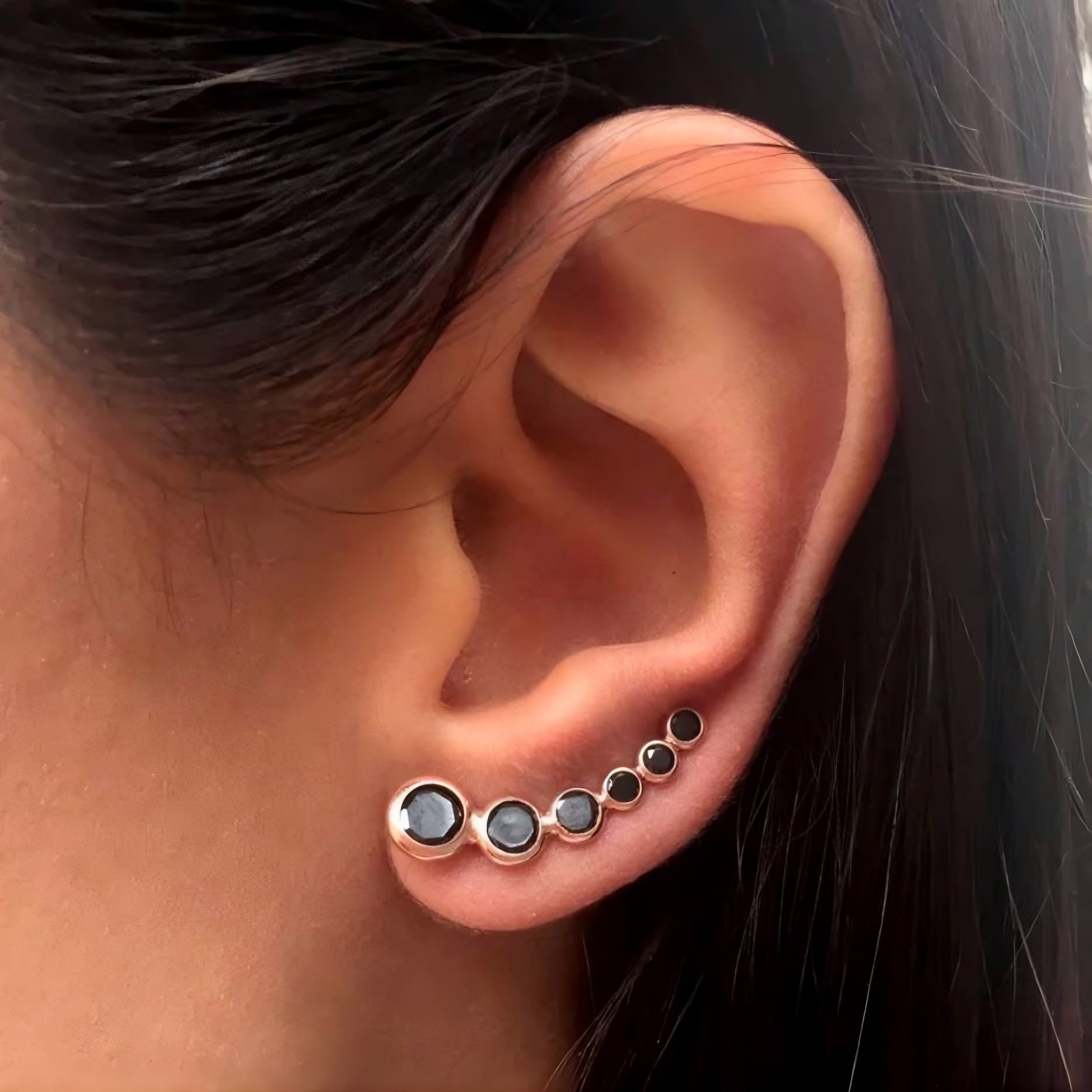 Dainty & Gold Ear Cuff